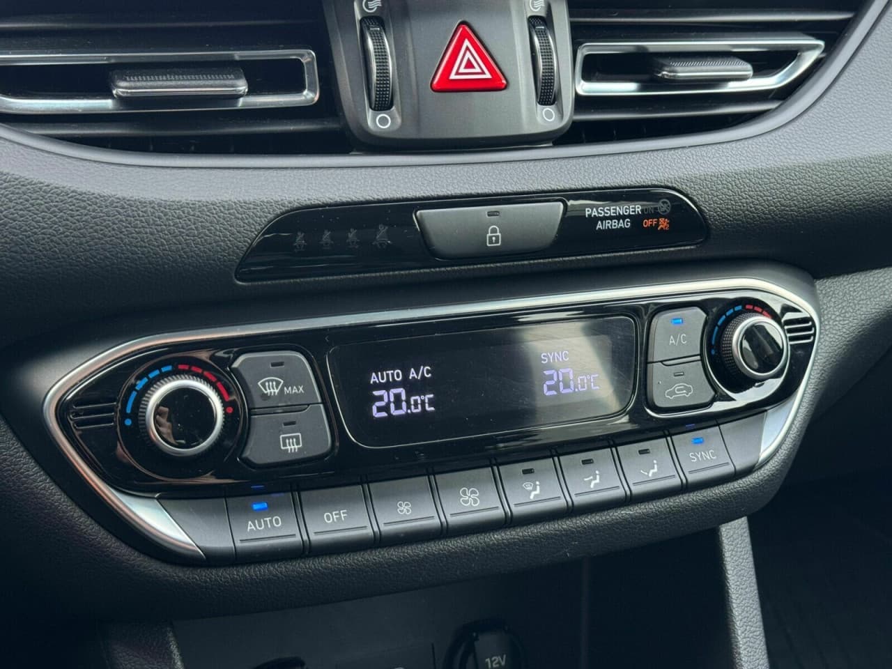 Hyundai i30 - zdjęcie 16