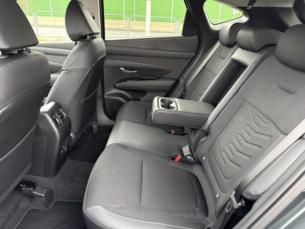 Hyundai Tucson - zdjęcie 19