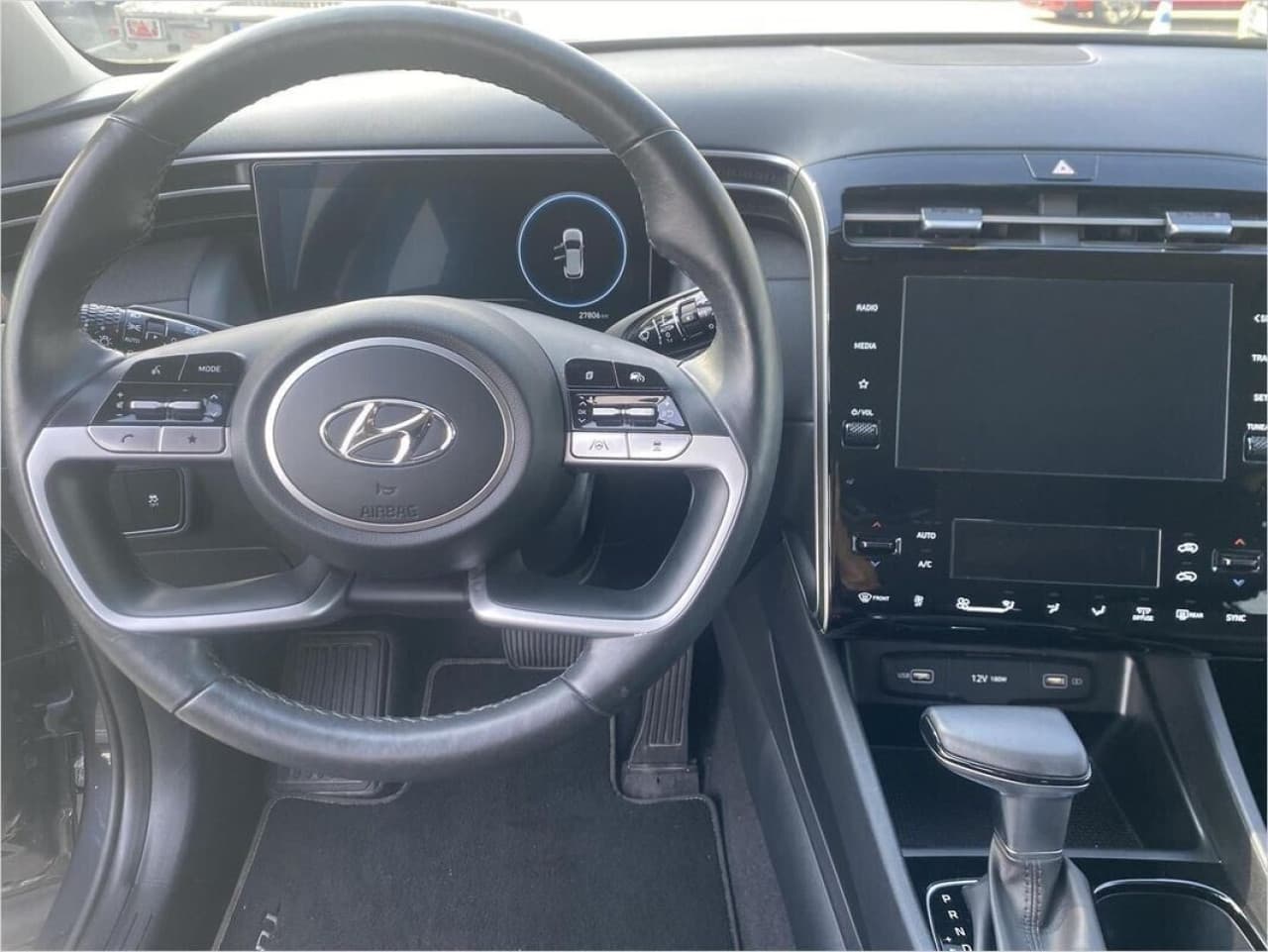 Hyundai Tucson - zdjęcie 5